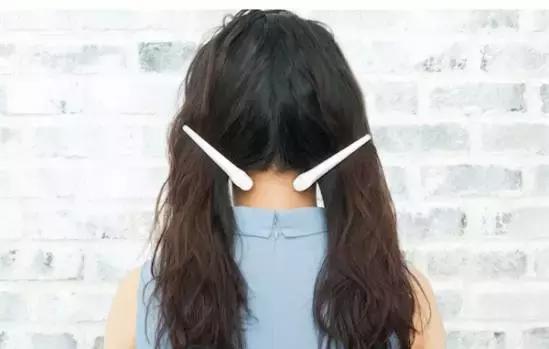发圈怎么扎头发好看,竖夹怎么夹头发好看