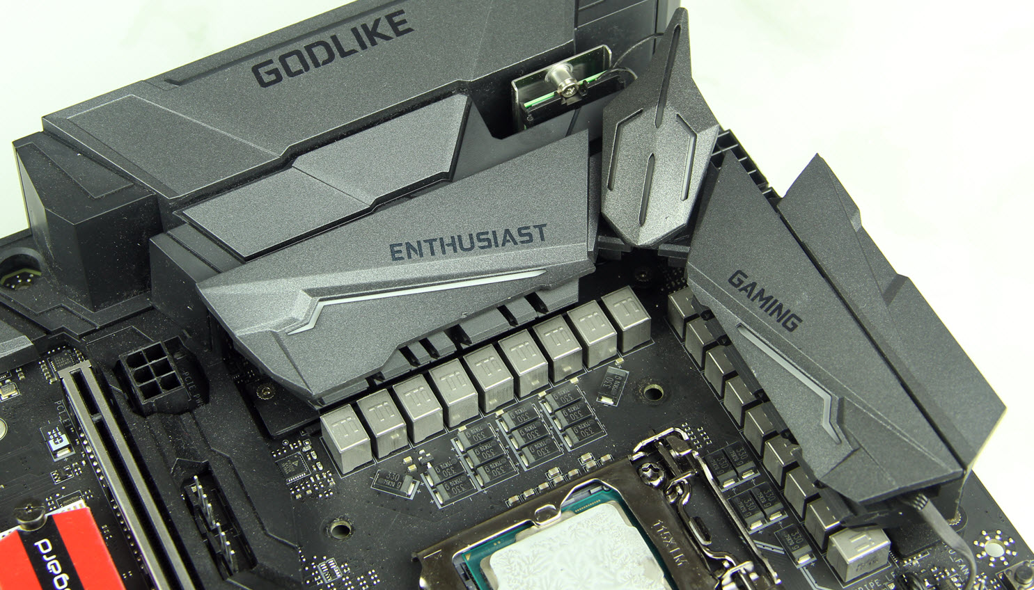 cod和战地射击手感对比,codwwii这款游戏怎么样