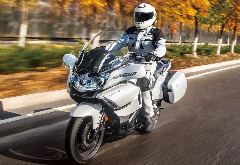 春风650国宾参数配置,春风国宾6502021款升级了哪些