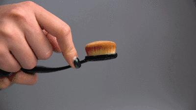 不到10块却一直回购的东西粉底刷,20块钱的粉底液测评