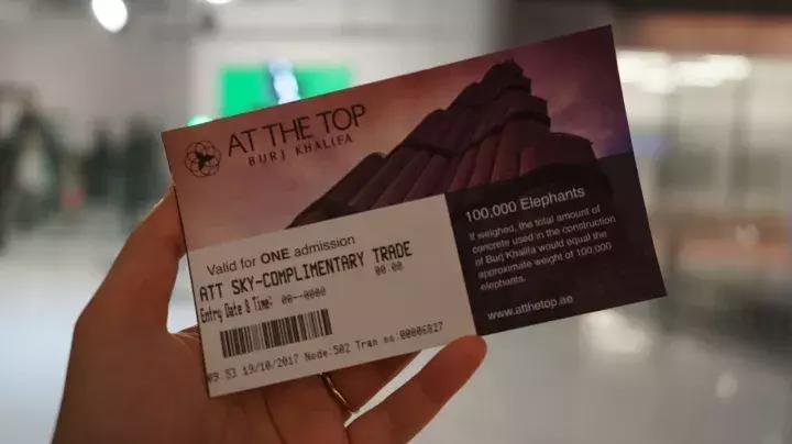 刺激的游乐场把男生吓哭了,刺激的游乐项目把人吓死