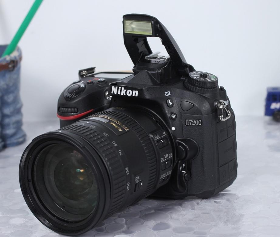 佳能80D和尼康D7200如何选择,入门相机佳能还是尼康