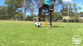 6-12岁足球训练教程控球,足球训练10个基本动作幼儿