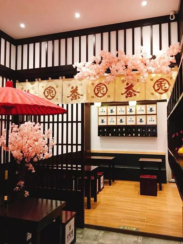 天津人为一只抹茶小兔几甘愿排大队!只为感受那恋爱般的甜度!