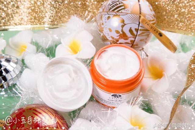 为什么抹了护肤品皮肤还要起皮,为什么抹了护肤品感觉很油