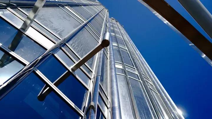 刺激的游乐场把男生吓哭了,刺激的游乐项目把人吓死