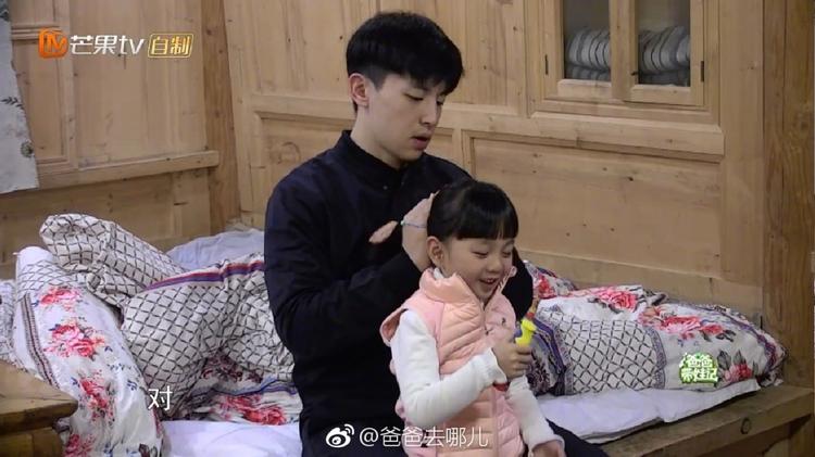 没有豪华阵容，也没有过度炒作，《爸哪5》为什么这么好看？