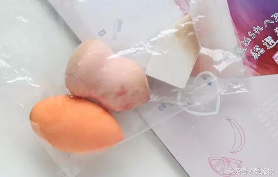 长痘期间化妆用什么修复,化妆没洗干净导致长痘