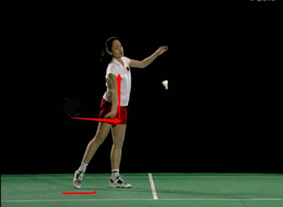 羽毛球发球正手发高远球视频,羽毛球正手发高远球详细步骤文字