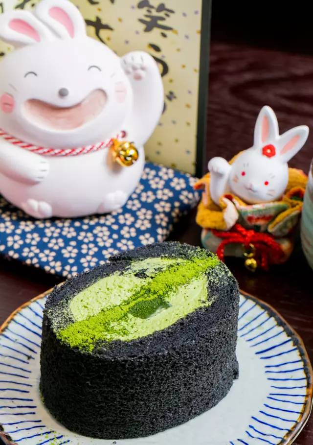 天津人为一只抹茶小兔几甘愿排大队!只为感受那恋爱般的甜度!