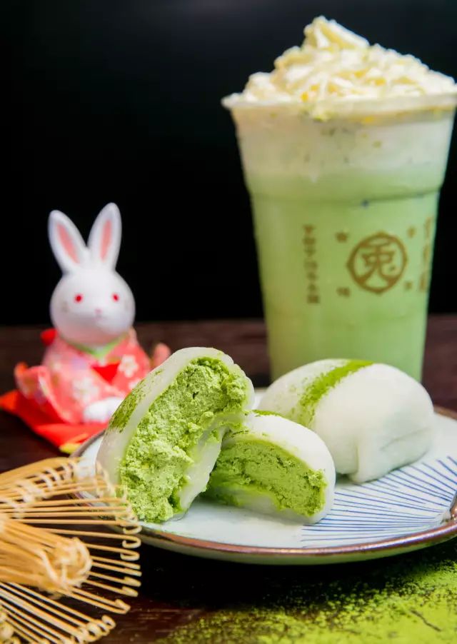 天津人为一只抹茶小兔几甘愿排大队!只为感受那恋爱般的甜度!