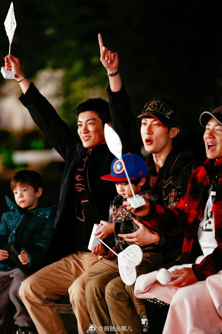 没有豪华阵容，也没有过度炒作，《爸哪5》为什么这么好看？