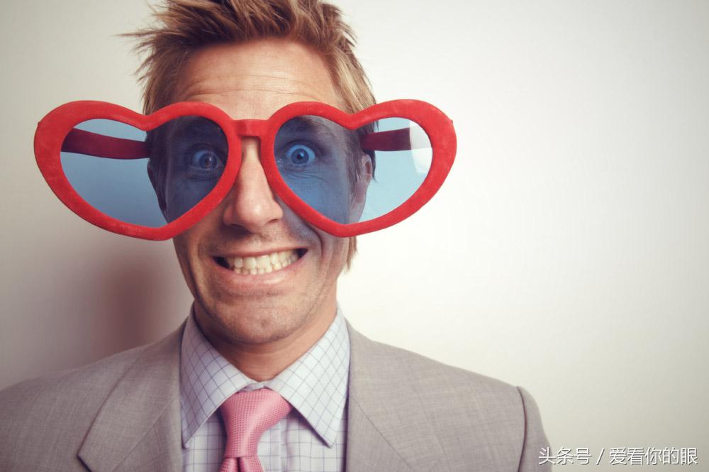 新配的眼镜戴着头晕如何适应,新眼镜戴上很清晰但是头晕怎么办