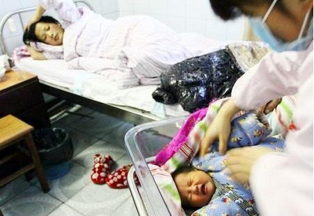 生完孩子1个月子宫前壁下垂,宝妈坐月子这样折腾出大问题了吧