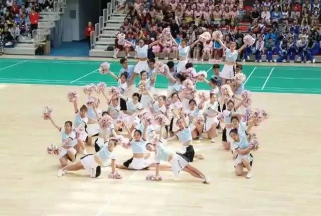 在茫茫人海一眼认出你,在茫茫人海中一眼认出你视频