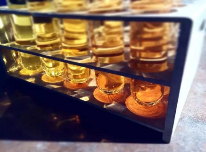 在茫茫人海一眼认出你,在茫茫人海中一眼认出你视频