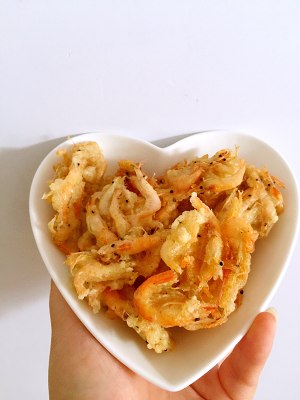 炸河虾又酥又大,干炸酥脆的小河虾