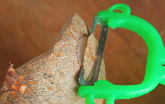 椰子怎么打开最简单方法,椰子怎么打开教学