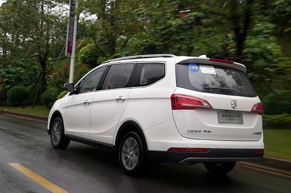 宝骏730cvt是自动挡还是手动,新款宝骏7301.5t双离合