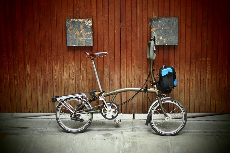 电助力折叠自行车通勤,上班10km通勤折叠自行车