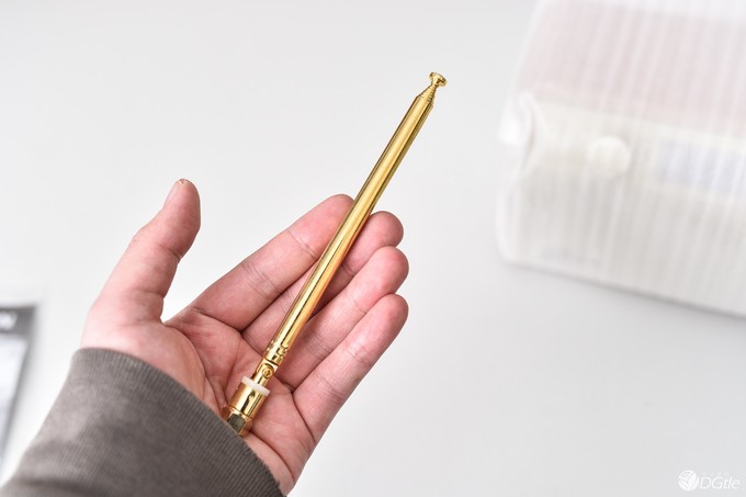 听见好时光不适时宜地入了一台蓝牙收音机