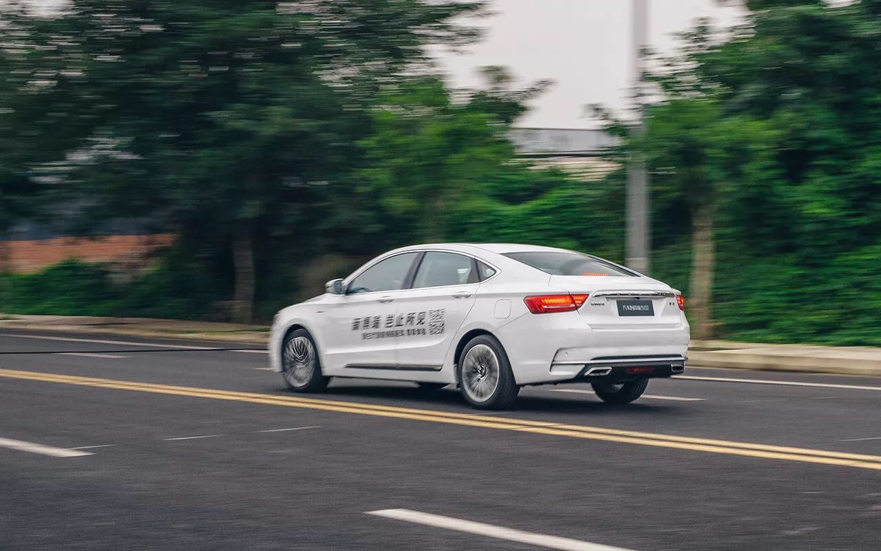 继往开来首发,吉利博瑞2017款2.4l试驾视频