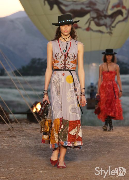 迪奥dior官网折扣,dior迪奥精品店