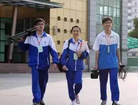 广东最美校服出炉,广东最美中学校服视频