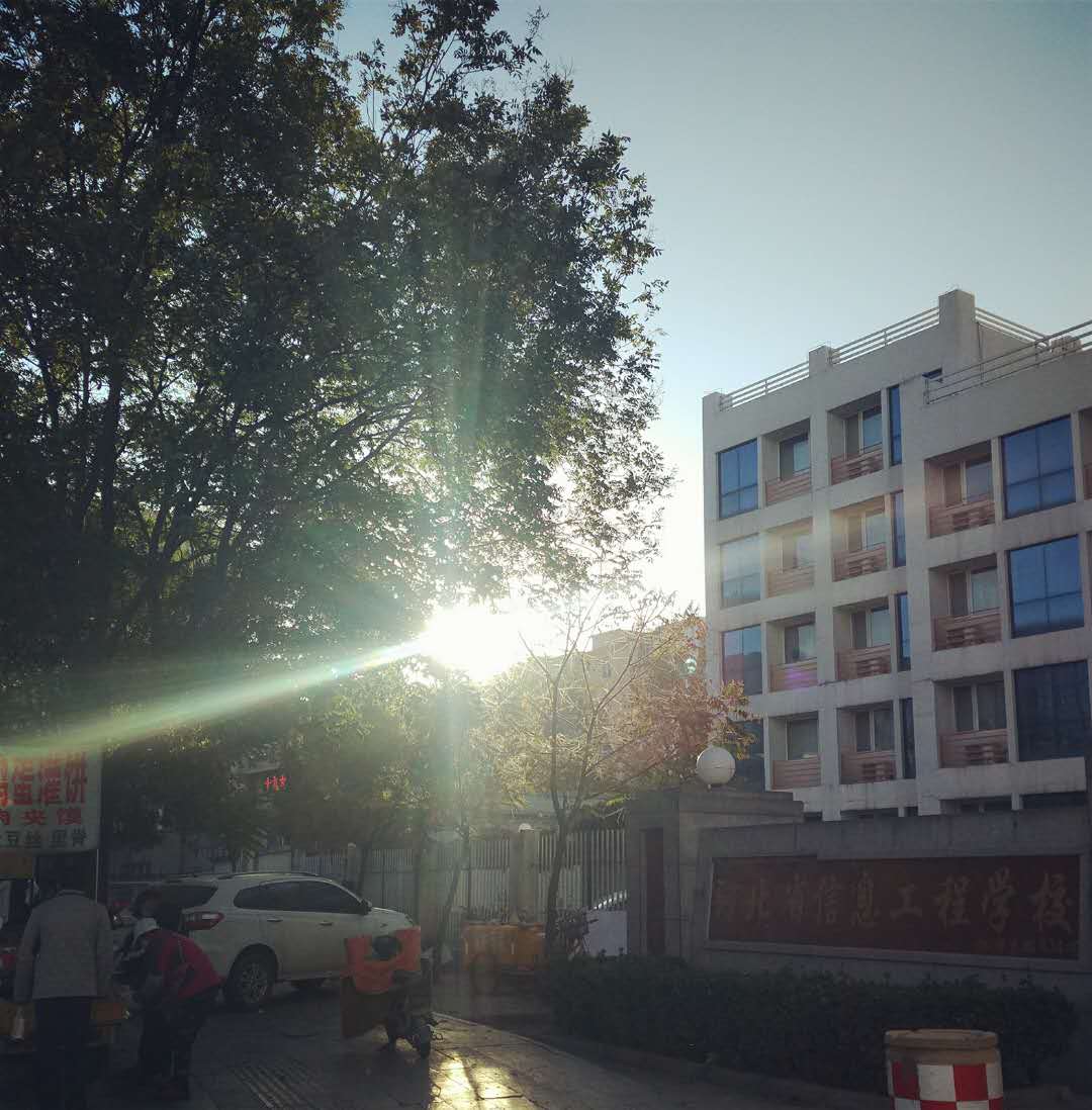 您预购的“好天气”已到好货,还加送大风和降温两重豪礼哦!