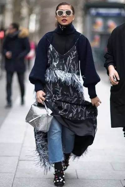 看不出腿型的牛仔裤,看起来腿不肥的牛仔裤