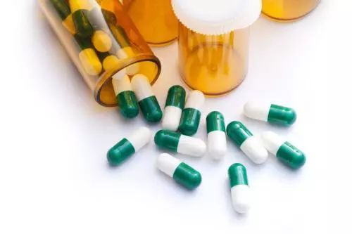 抗菌药物合理使用,抗菌药物使用中主要存在的问题