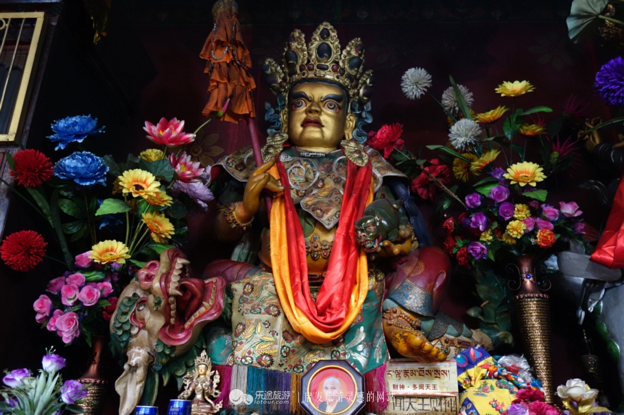 从楚布寺里的遮止说起