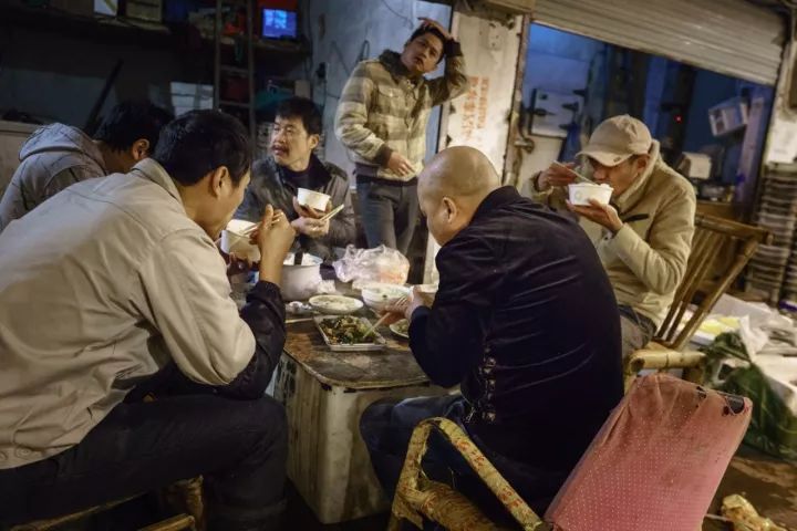 上海去哪里吃实惠而又正宗的海鲜,上海哪里的海鲜又便宜又好吃