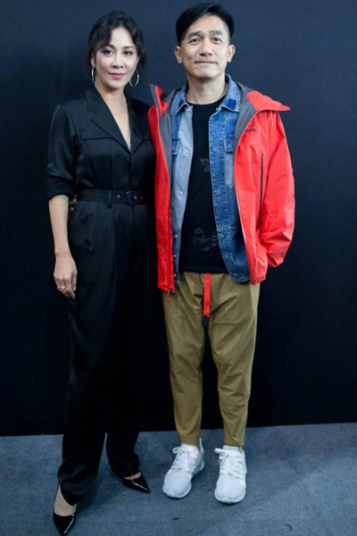 刘嘉玲挺孕肚走红毯,刘嘉玲澄清怀孕