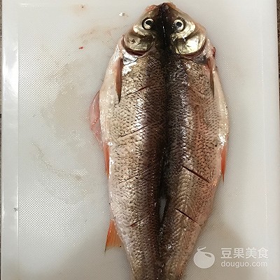 清蒸红梢家常做法,清蒸红梢做法