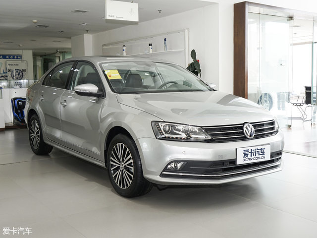 谁是A+标杆?凌渡还是速腾?