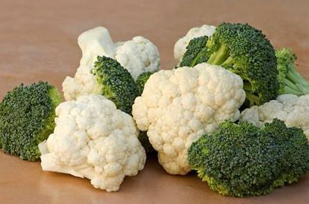 白色菜花是下奶的还是回奶的,哺乳期吃花菜对宝宝有影响吗