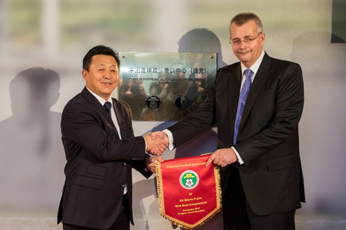 腾讯代理吃鸡国服,腾讯代理吃鸡国服何时上线