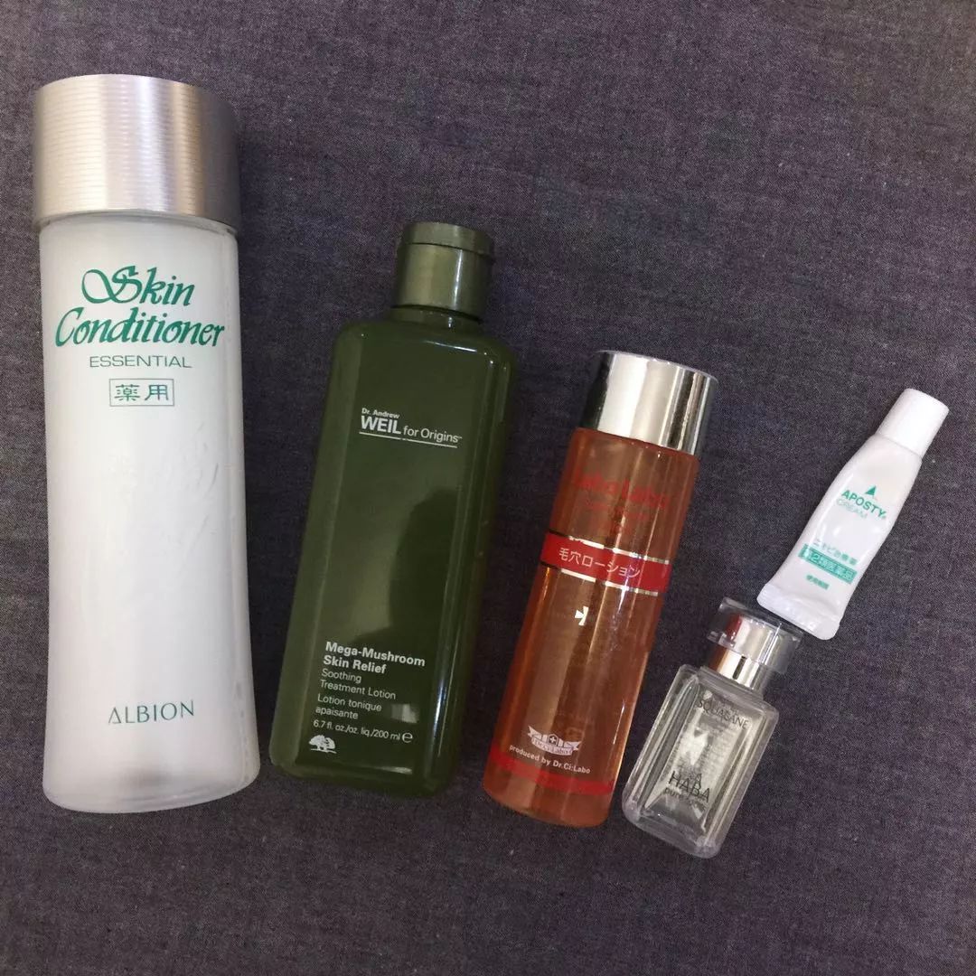 祛痘药膏不能乱用,祛痘药膏用之前能用护肤品吗