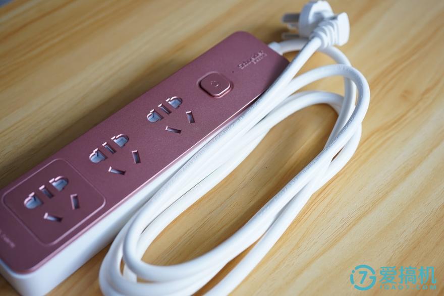 用品质创造安心：施耐德NSW1030新国标延长线排插评测