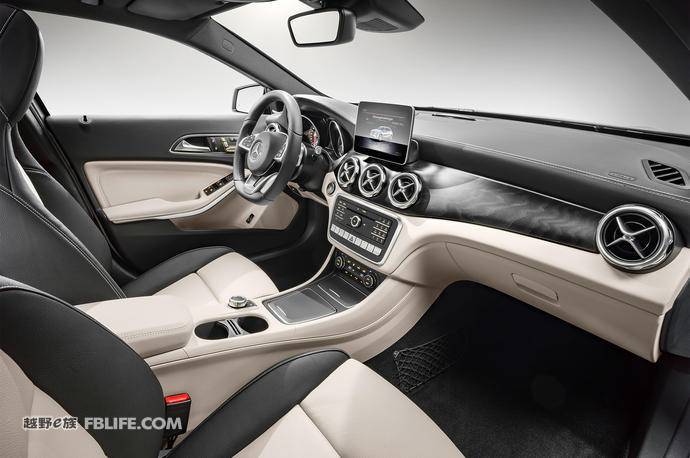 奔驰gla2202024款空间测评,2018奔驰gla2504matic测评