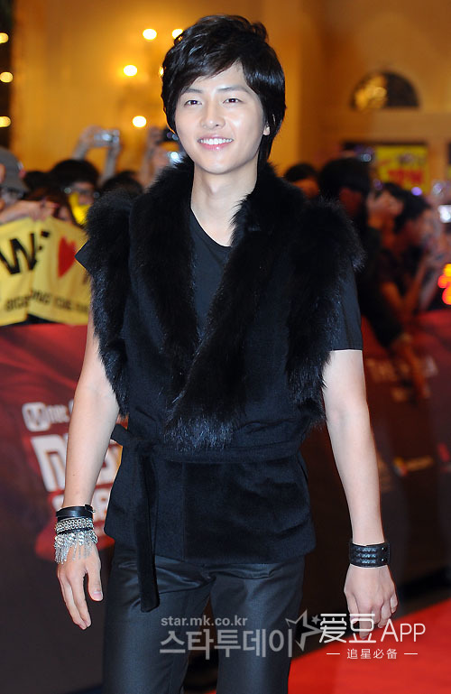 171125从《音乐银行》到MAMA……带你回顾宋先生MC瞬间