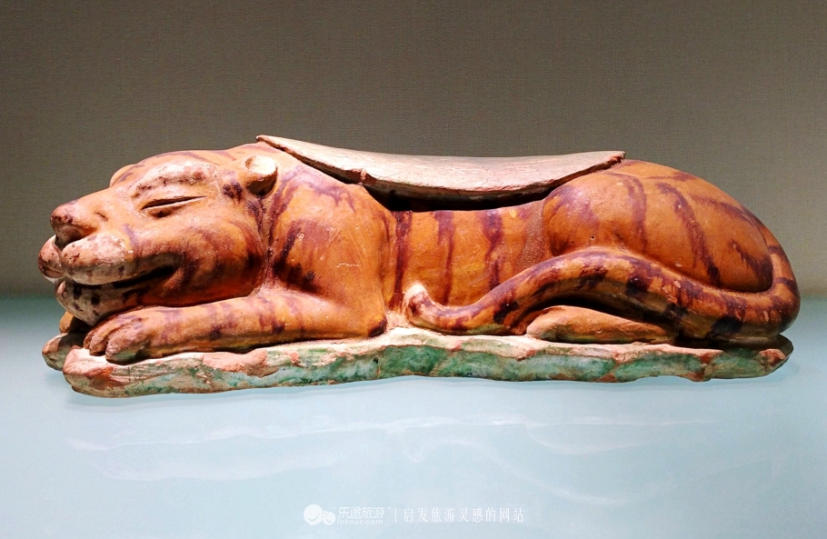 秋操杯，大清国之末日荷花