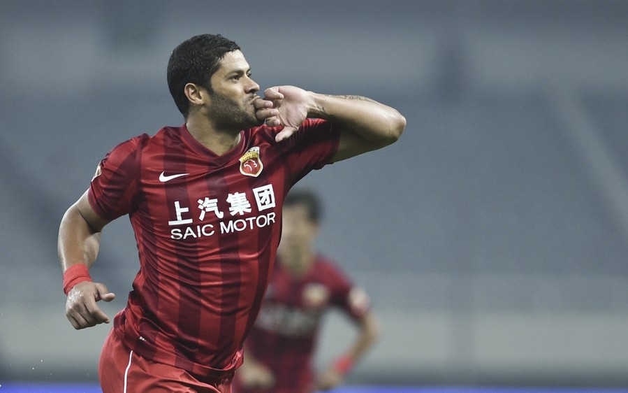 中超上港奥斯卡年薪,胡尔克在中超挣了多少