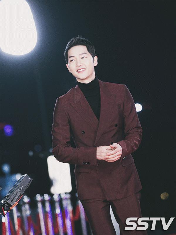 171125从《音乐银行》到MAMA……带你回顾宋先生MC瞬间