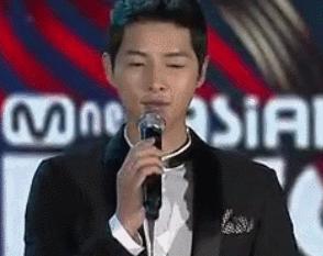 171125从《音乐银行》到MAMA……带你回顾宋先生MC瞬间