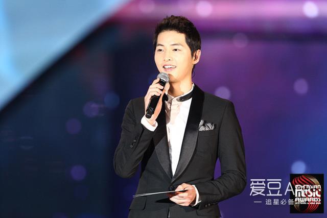 171125从《音乐银行》到MAMA……带你回顾宋先生MC瞬间