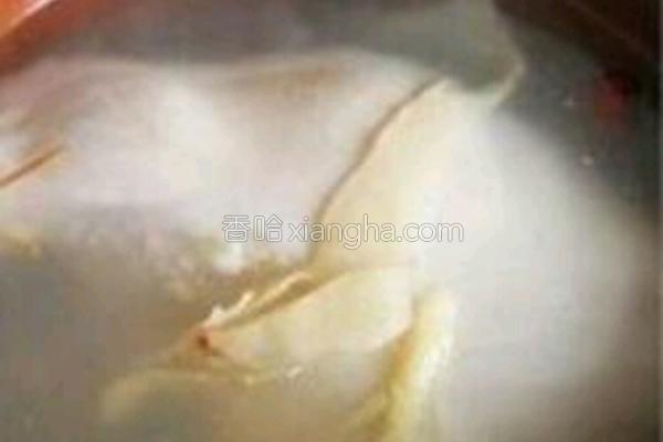 胡椒猪肚鸡汤热量高吗,胡椒猪肚鸡汤养胃吗