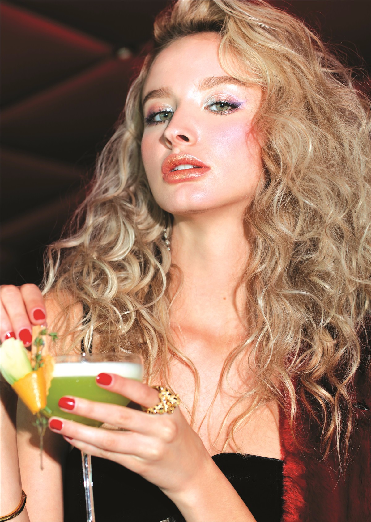 5步打造成熟美艳派对妆,新季造型