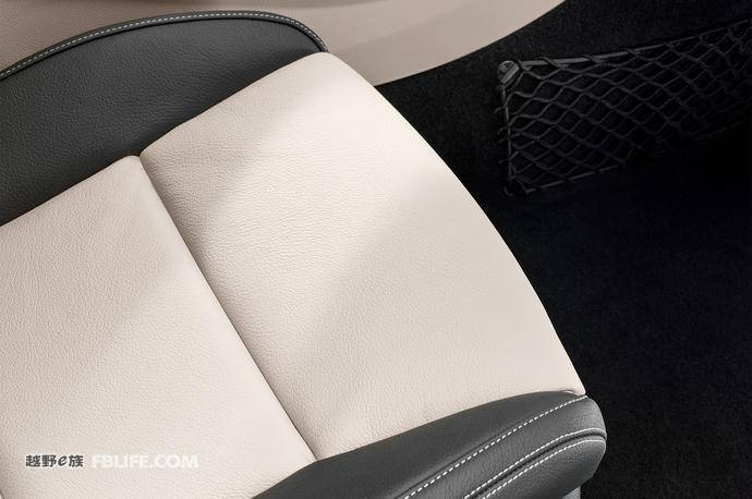 奔驰gla2202024款空间测评,2018奔驰gla2504matic测评